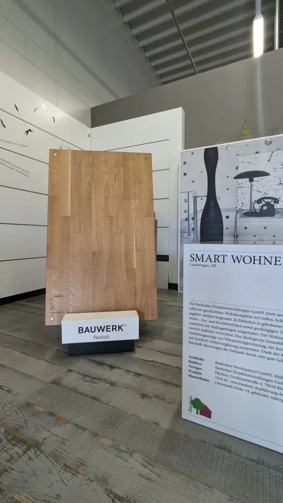 Ausstellung von Bauwerk Parkettboden im Showroom von Ökoline