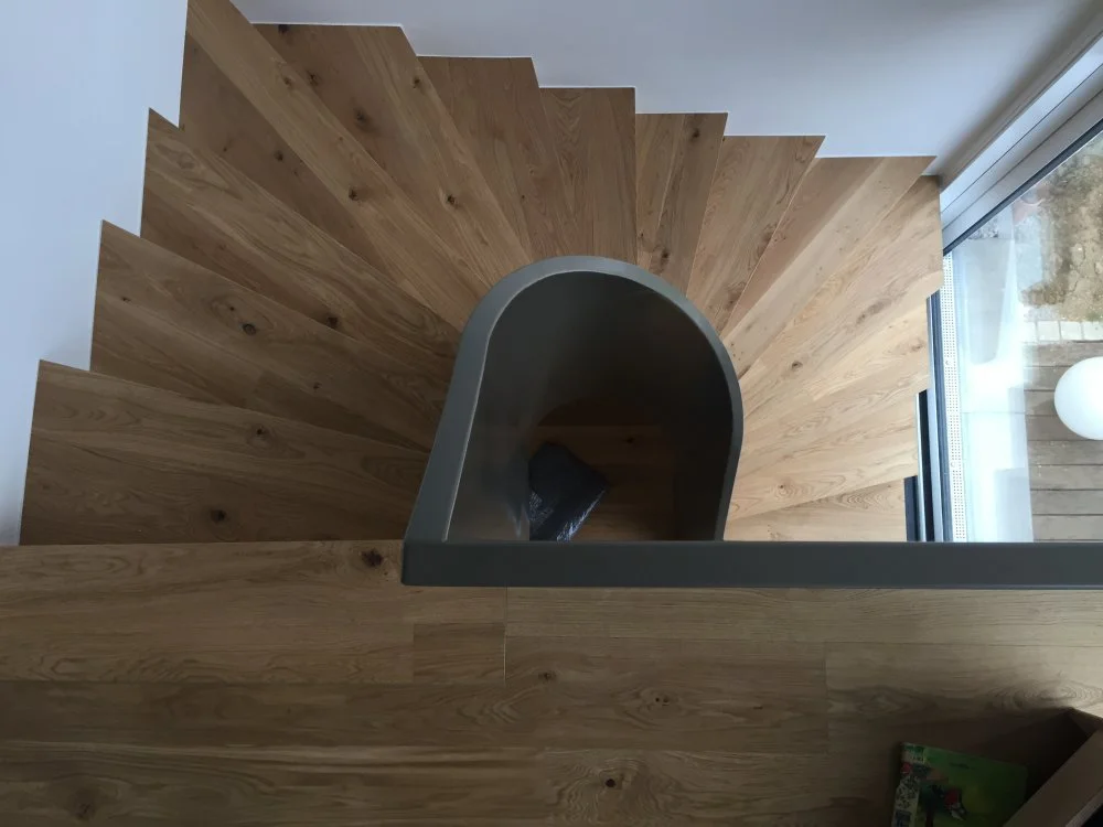 Treppe mit Holzboden